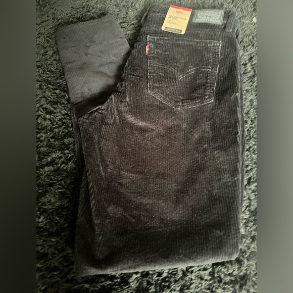 LEVI’S BLACK HIGH RISE SKINNY CORDUROY JEANS - Picture 3 of 6